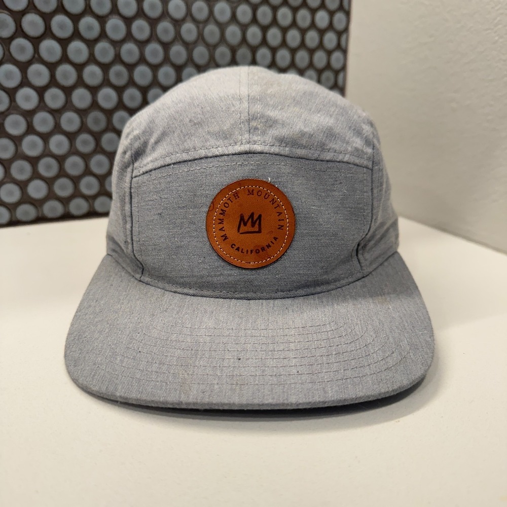Mammoth Hat Cap Gray 5 Panel Strap Back Logo Skate Skater Y2K Leather Patch